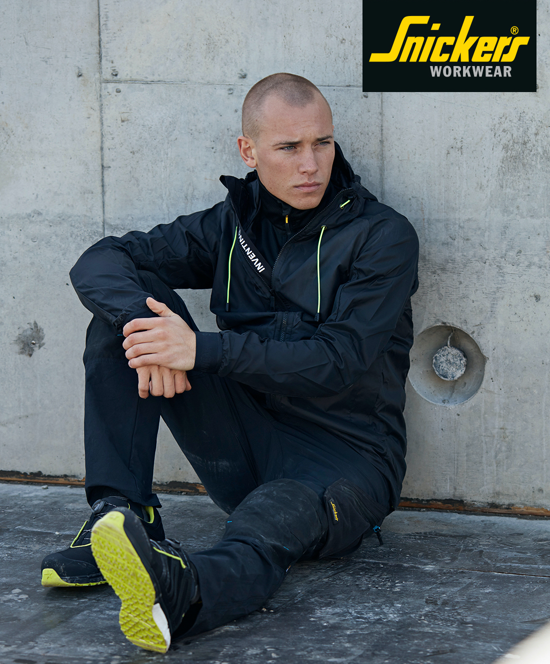 Snickers LiteWork Workwear – making light work of warm weather