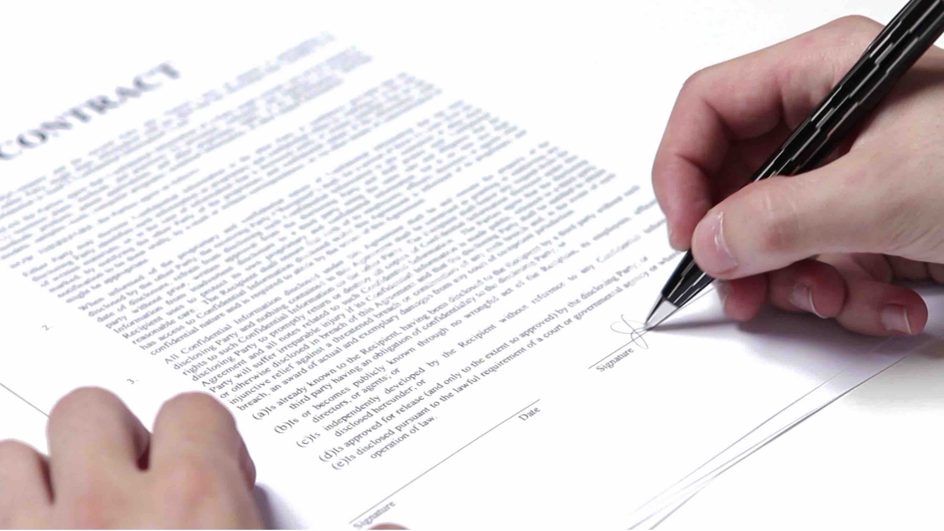 Fair contract terms and the installer