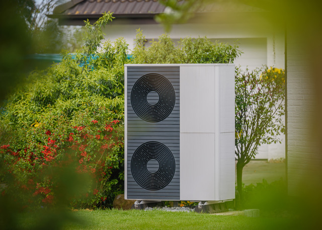 Hybrid heat pumps could cut costs and ease energy transition