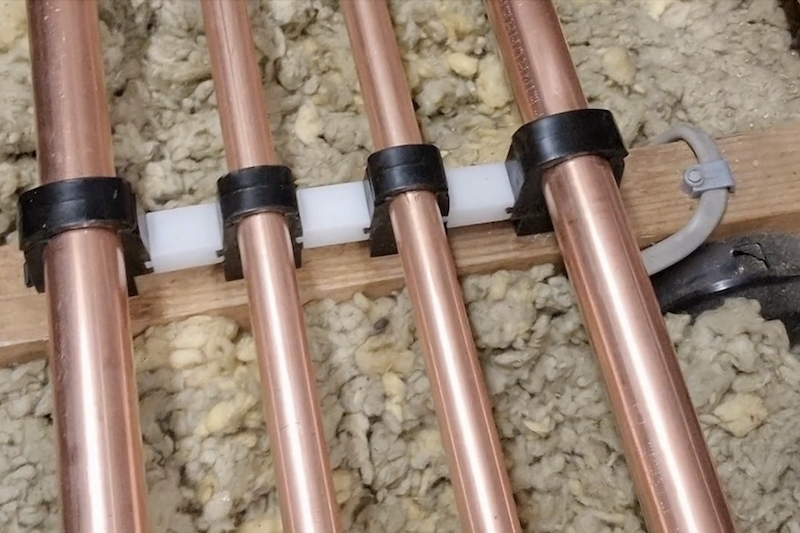 Grab a sample of a linked spacer and hinged clips