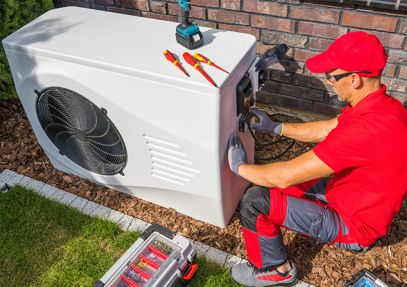 Survey highlights the heat pump skills gap
