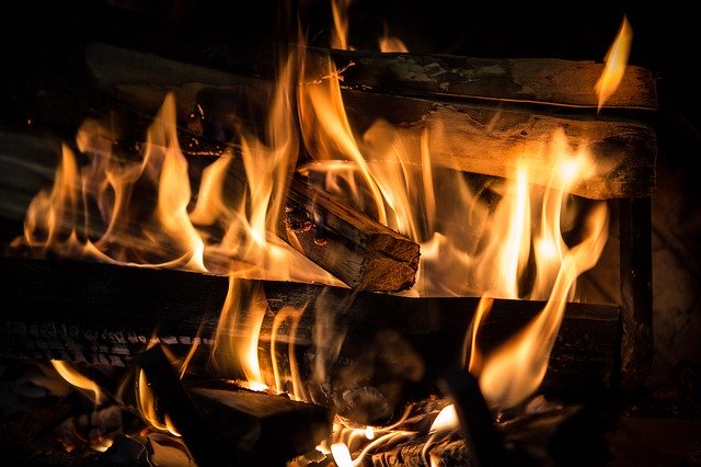 HETAS welcomes new law on cleaner solid fuels