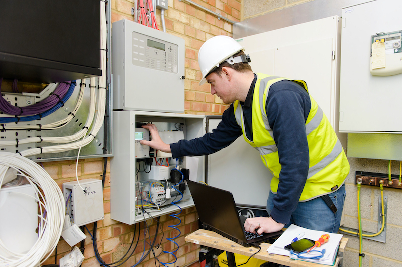 The role of engineers in enhancing efficiency of heat networks