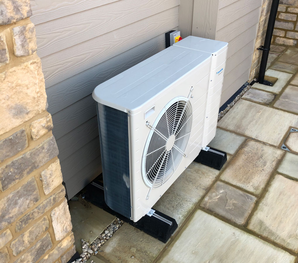 Heat pumps “crucial” to achieving net zero, study finds