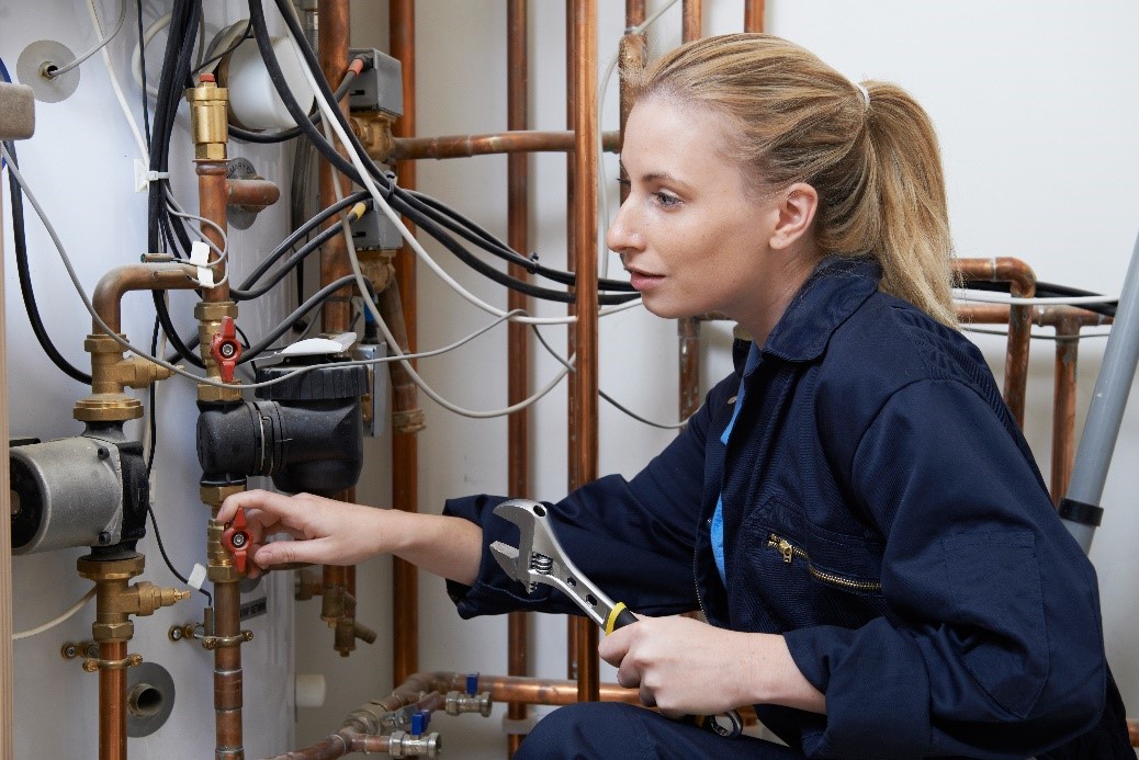 Women have chance to win plumbing career kick-start