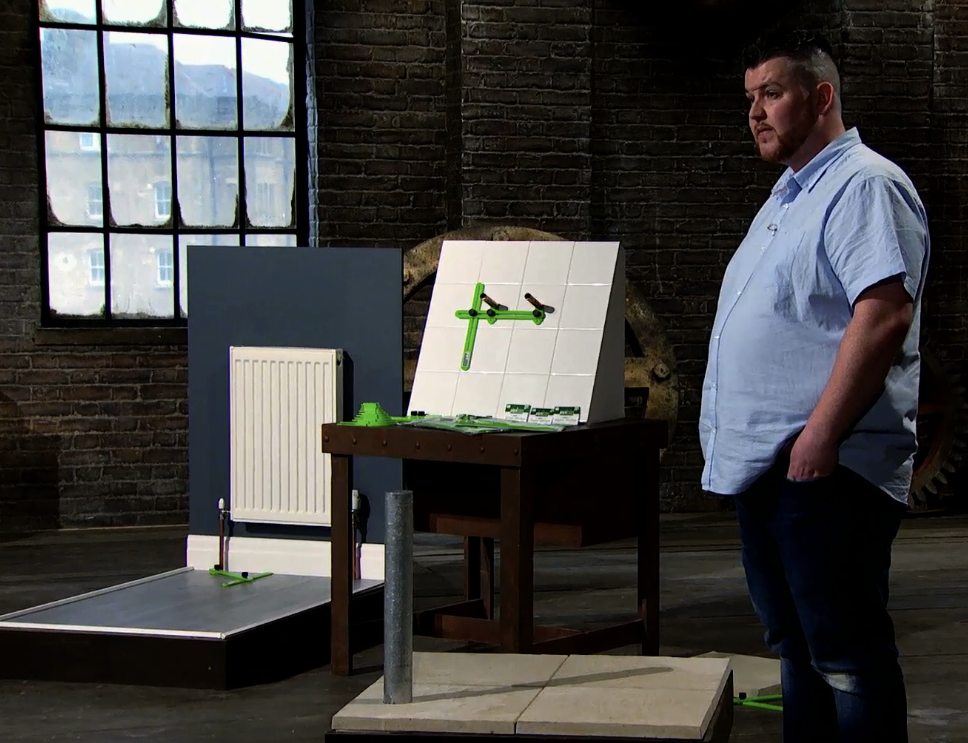 Tool for precision cutting around pipes attracts a Dragon