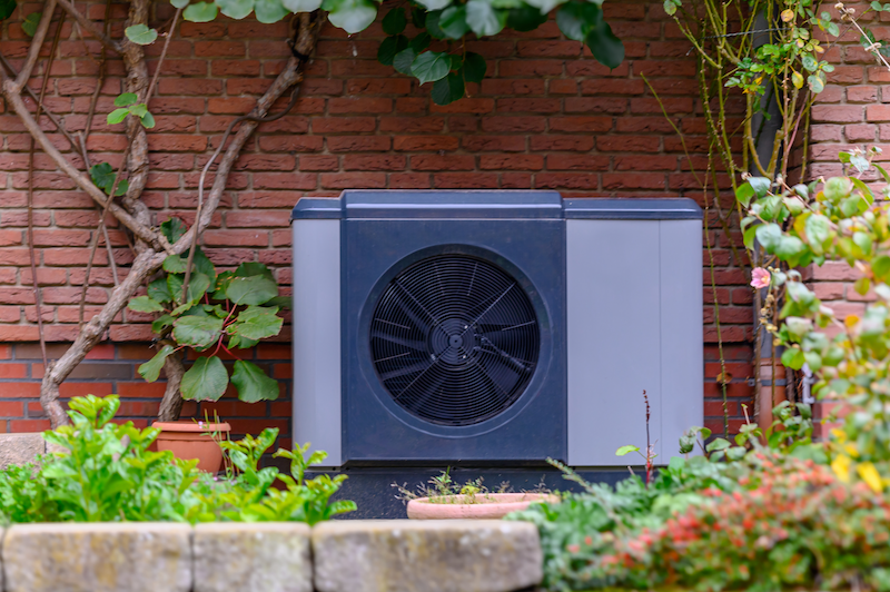 UK heat pump installations fall in Q1 but remain above 2021 levels